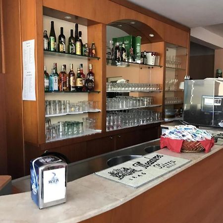 ريميني Hotel Villa Vera المظهر الخارجي الصورة