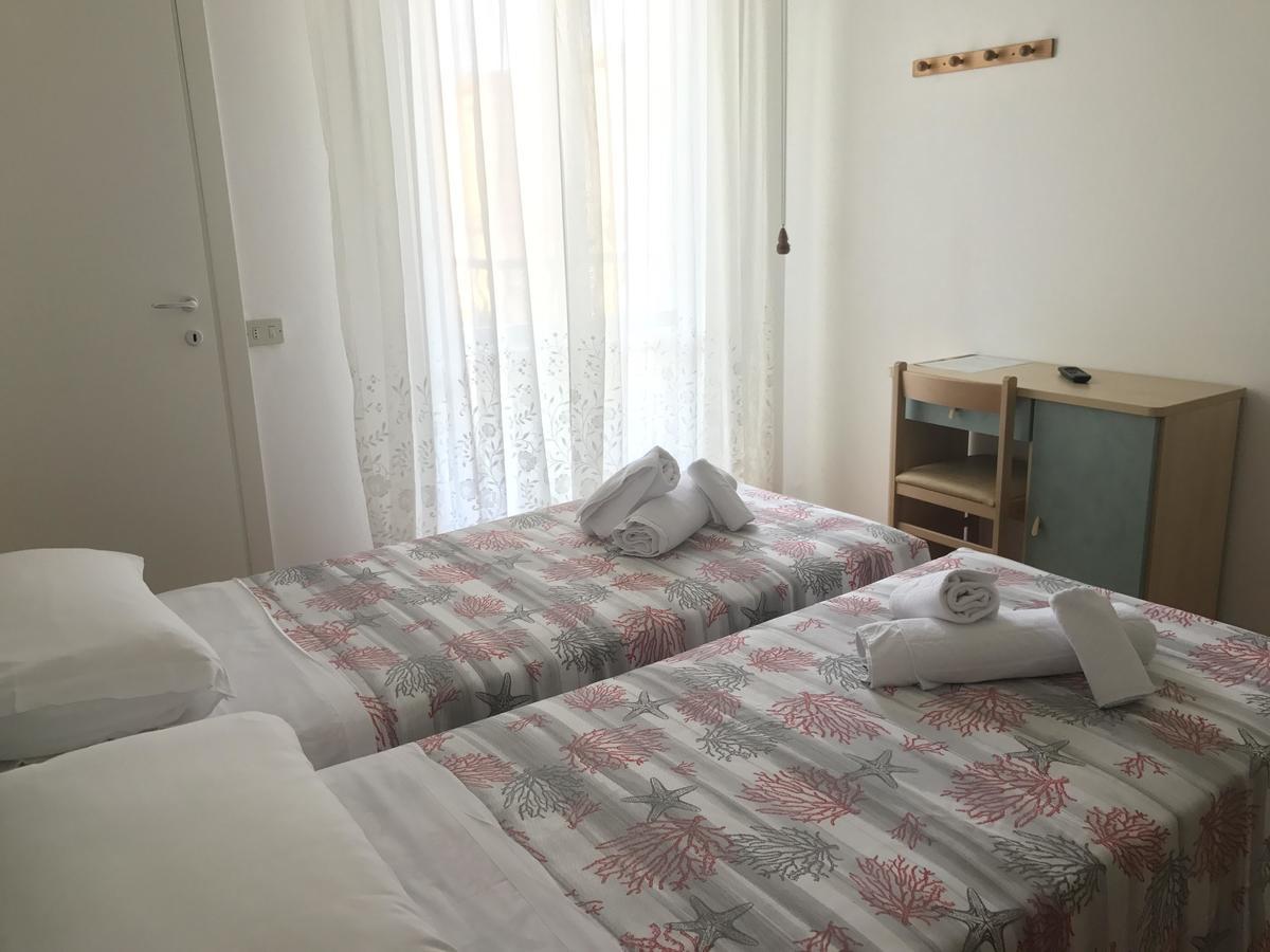ريميني Hotel Villa Vera المظهر الخارجي الصورة