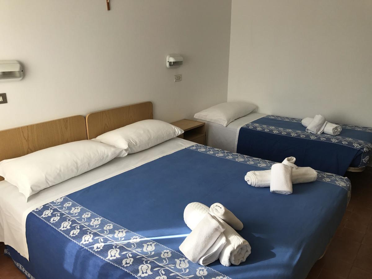 ريميني Hotel Villa Vera المظهر الخارجي الصورة